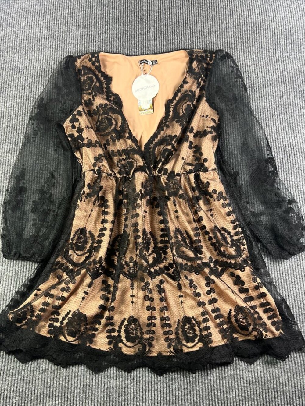 Boohoo Black Lace Plunge Skater Mini Dress Nude Lining Size 14